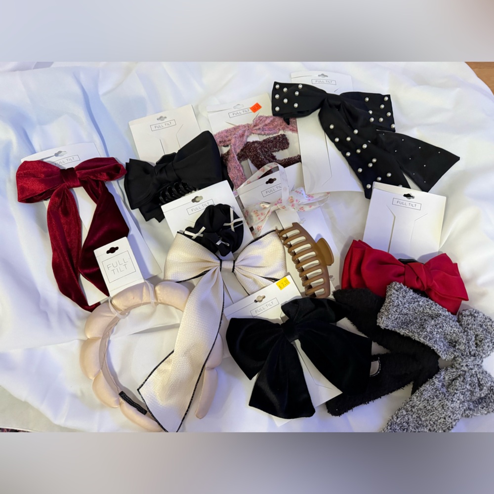 NWT Assorted 10 piece Hair Accessories Bundle - Bows, headbands, clips, etc.